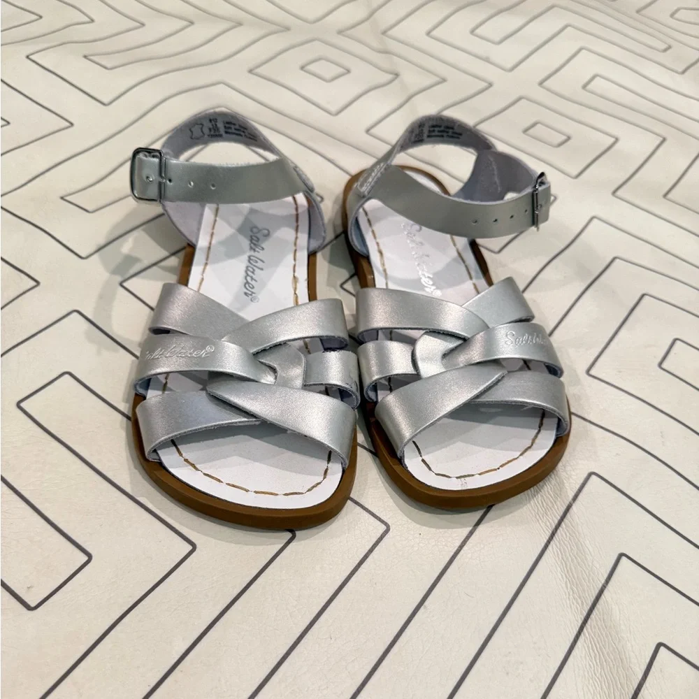 Salt Water Silver Sandals - Picture 2 of 14